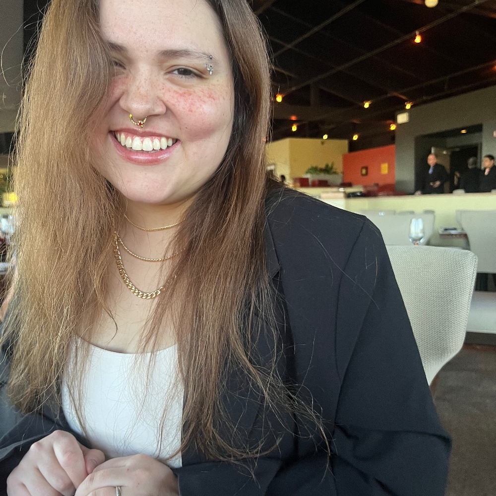 Meet your Posher, Hannah